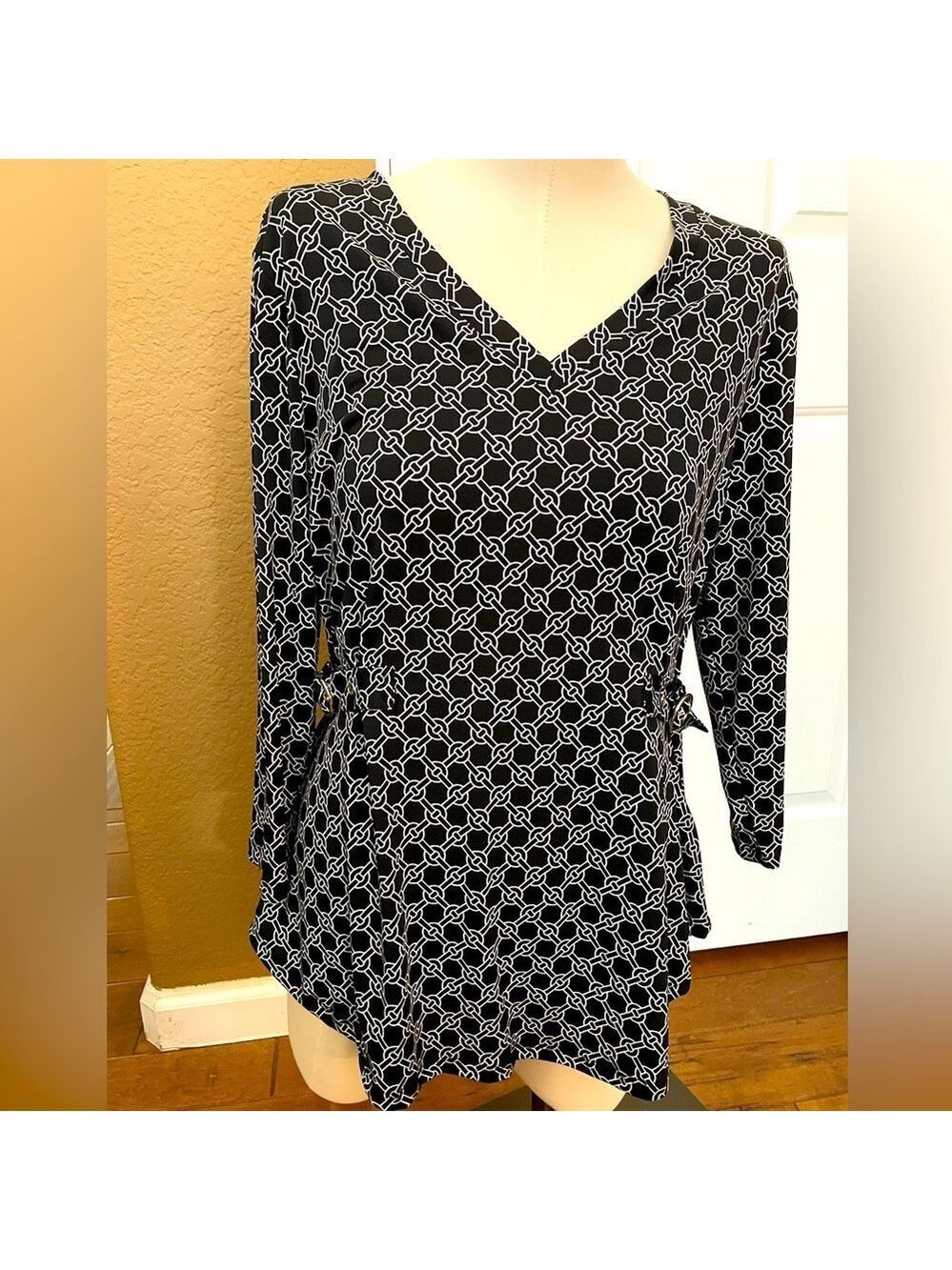 Chaus 3/4 Sleeve Tunic Blouse